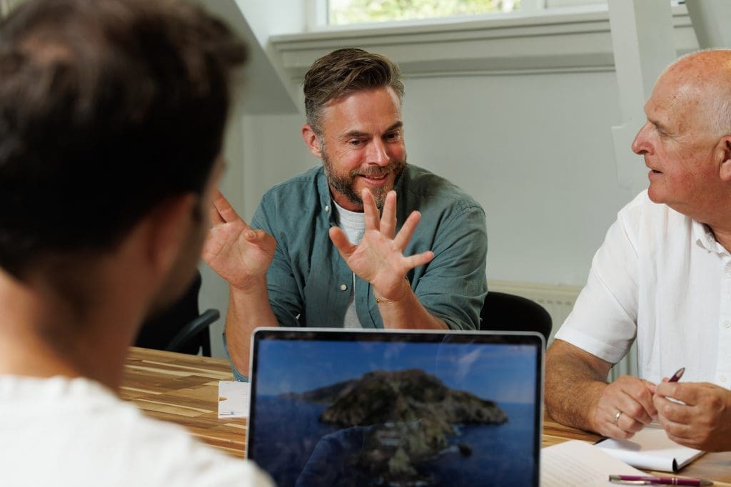 B2B Growth Hacking Manager